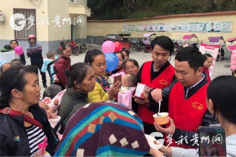 罗甸免费“儿童营养包” 4500余名贫困