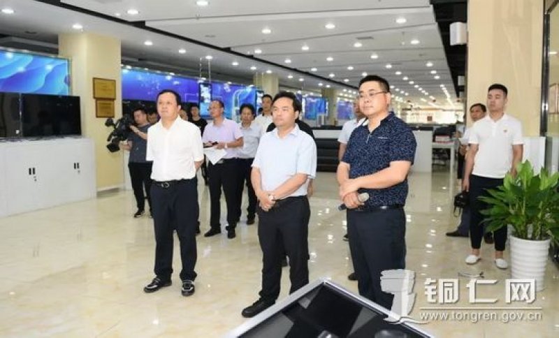 陈昌旭在铜仁高新区碧江区调研督导