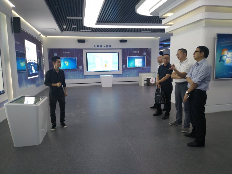 贵州省通信管理局副局长郭智翰领导